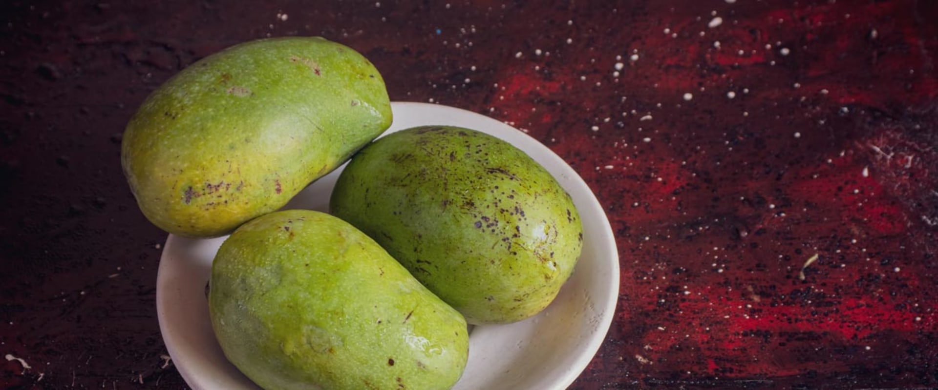 Freezing Raw Mangoes: A Guide for Enjoying the Tropical Fruit All Year Round